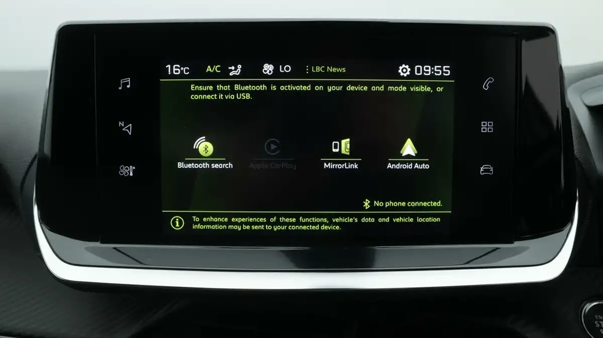 2021-peugeot-2008-suv-12-puretech-allure-premium-130bhp-eat8-big-11