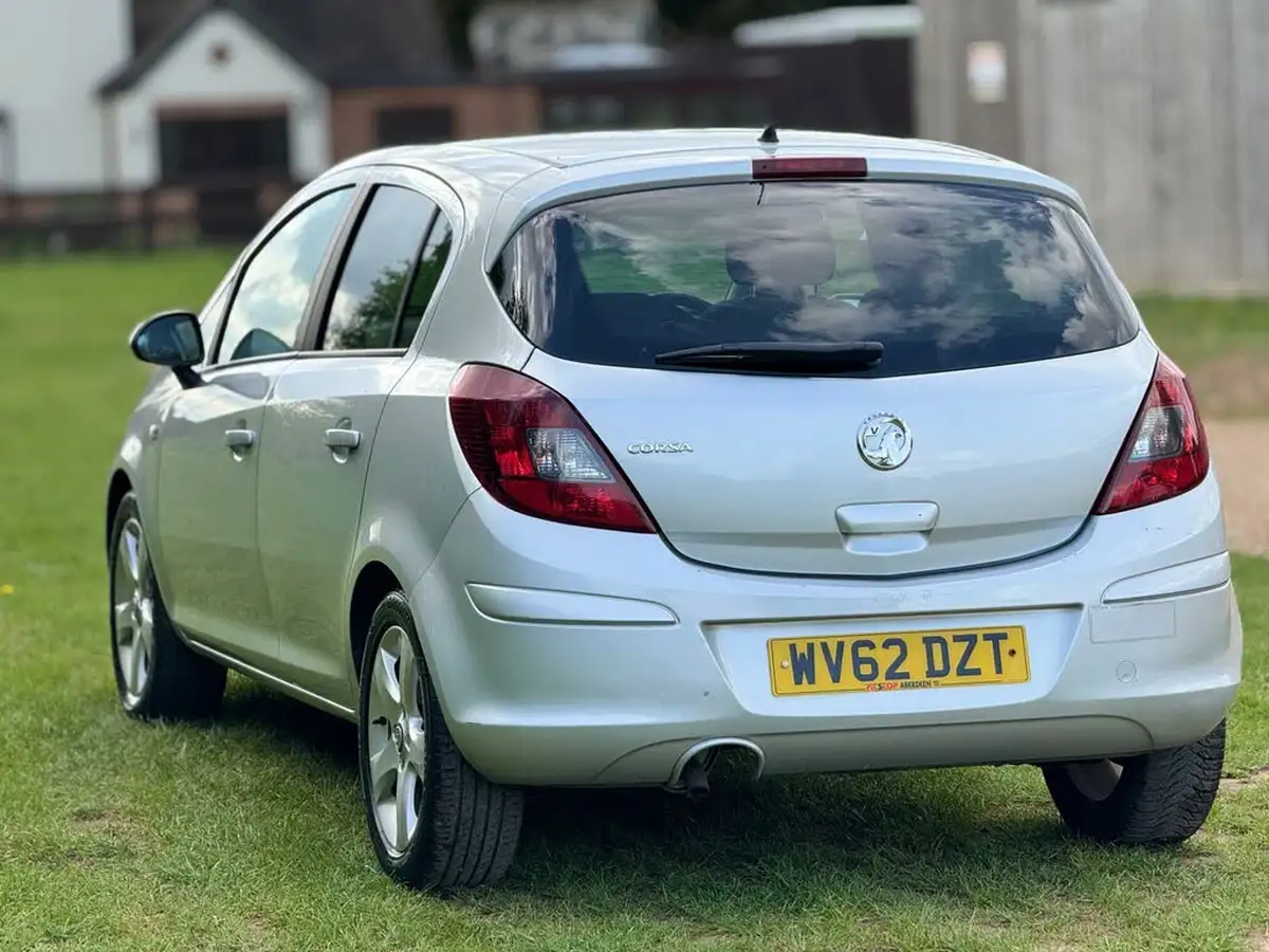 2012-vauxhall-corsa-14-sxi-5d-big-20