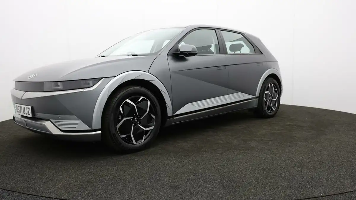 2022-hyundai-ioniq-5-e-premium-217ps-73kwh-rwd-big-2