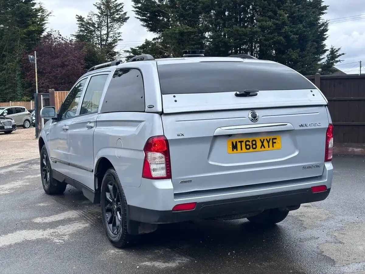 2018-kgm-ssangyong-musso-22td-ex-178ps-auto-big-8