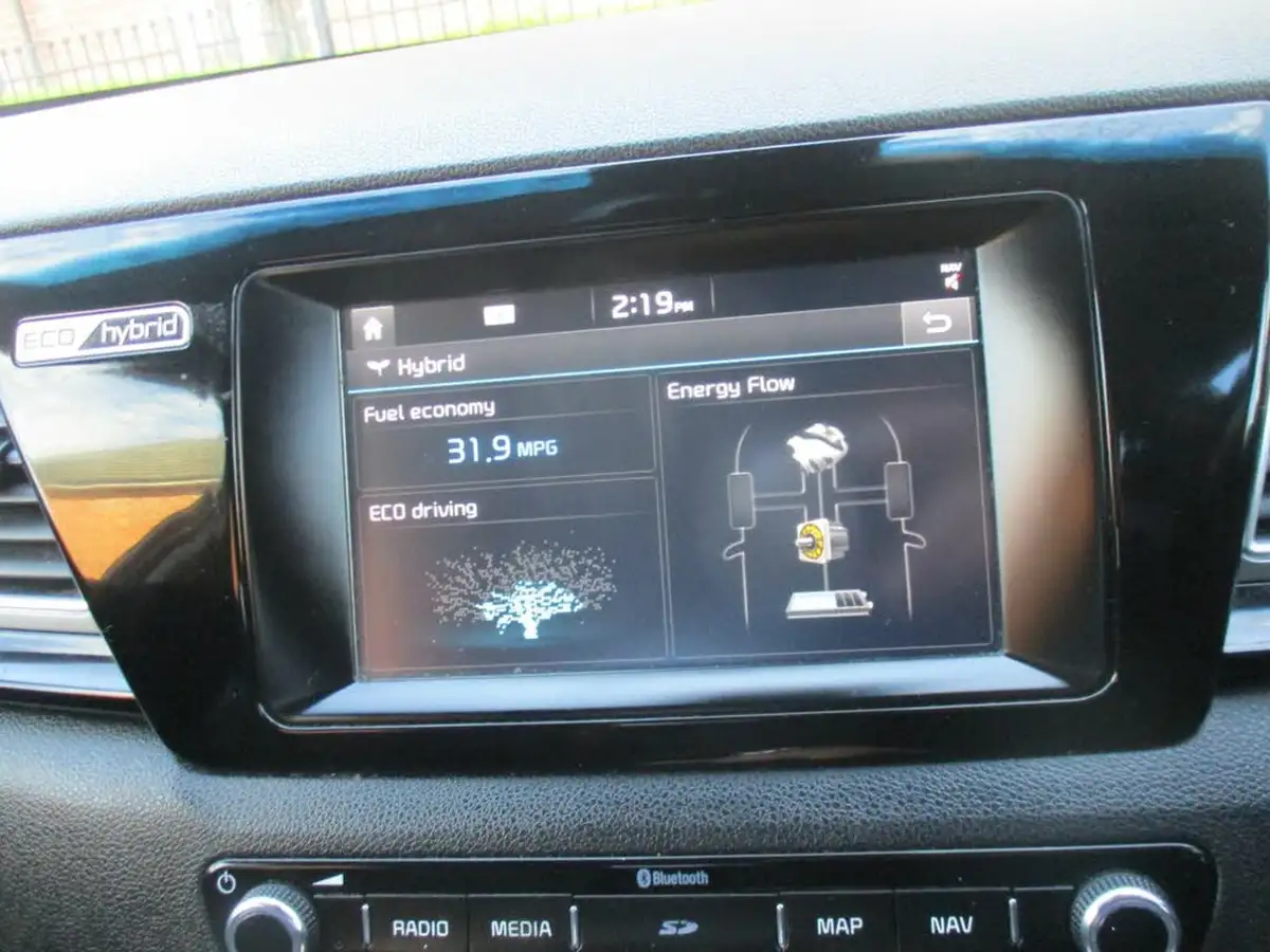 2017-kia-niro-16-gdi-2-156kwh-lithium-ion-big-53