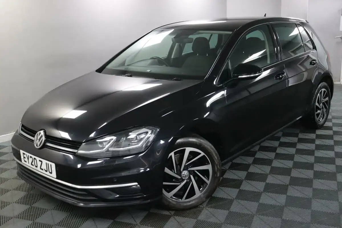 2020-volkswagen-golf-16tdi-match-edition-hatchback-big-15