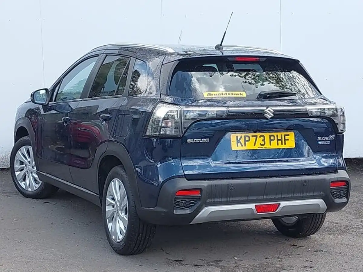 2023-suzuki-s-cross-14-boosterjet-motion-big-1