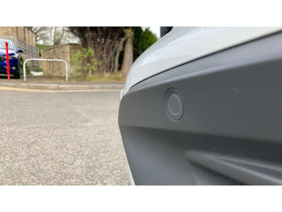 2023-honda-jazz-15-i-mmd-crosstar-advance-big-17