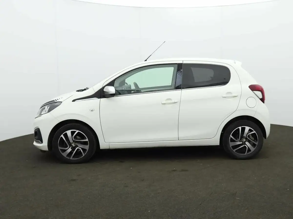 2021-peugeot-108-10-collection-hatchback-big-3