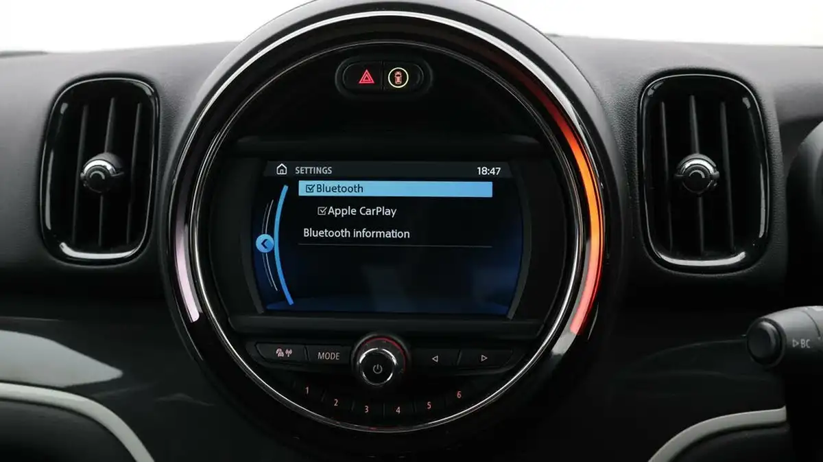 2019-mini-countryman-20-cooper-s-classic-auto-big-26