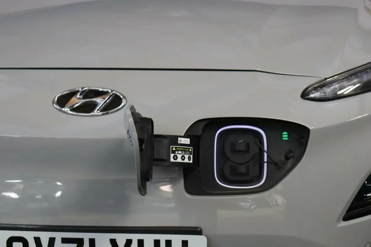 2021-hyundai-kona-e-premium-204ps-64kwh-7kw-obc-big-14