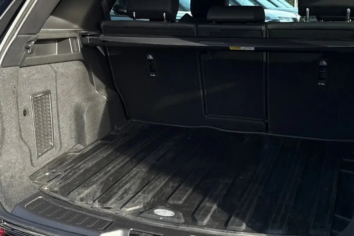 2024-land-rover-discovery-sport-20-p250-dynamic-hse-big-34