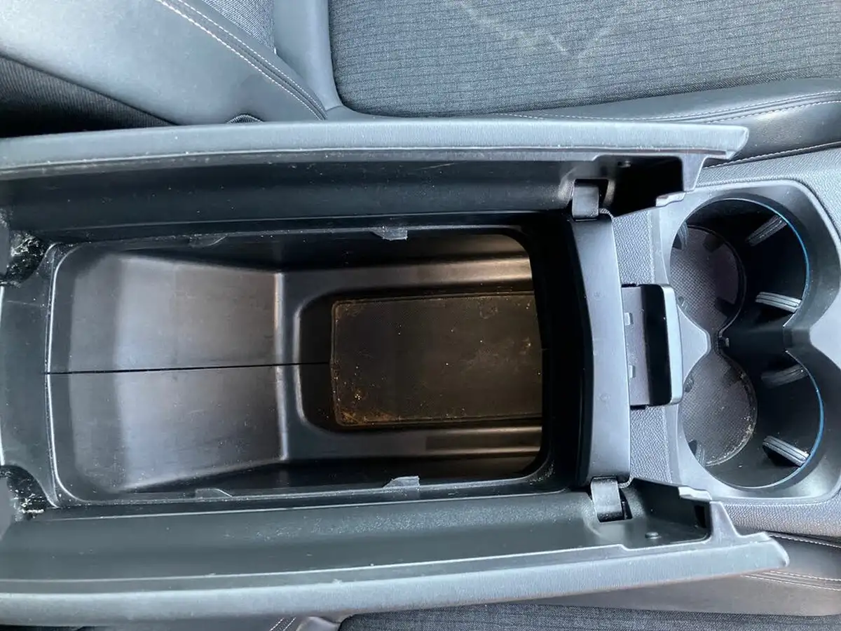 2020-peugeot-3008-suv-16-puretech-gt-line-premium-big-40