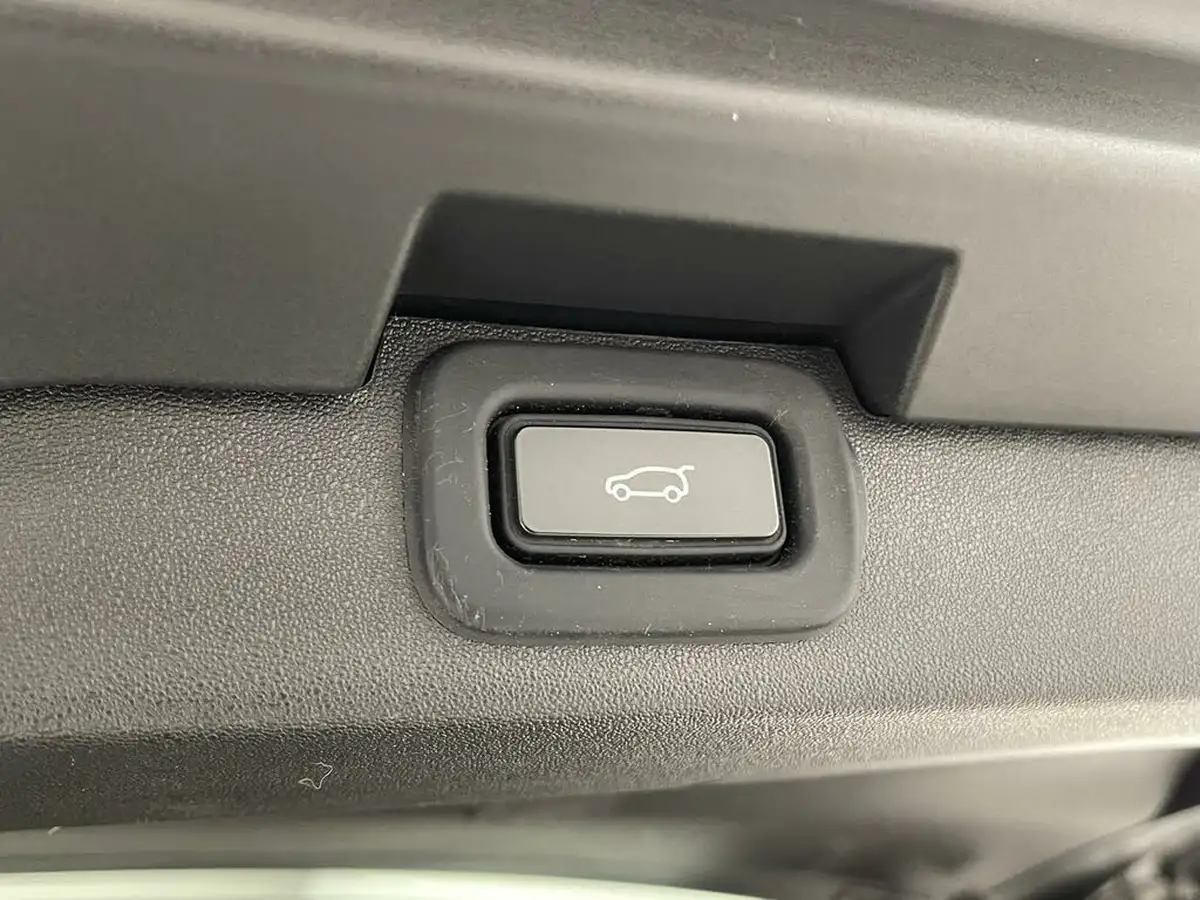 2021-land-rover-discovery-30-d300-r-dynamic-hse-big-59