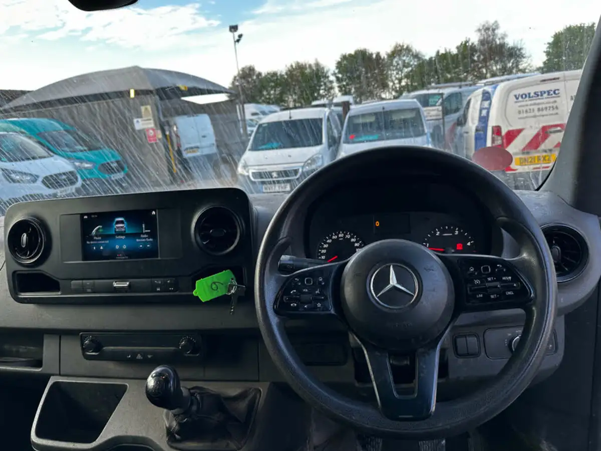 2019-mercedes-benz-sprinter-21cdi-314-l2h1-143pseu6c-panel-van-fwd-big-13