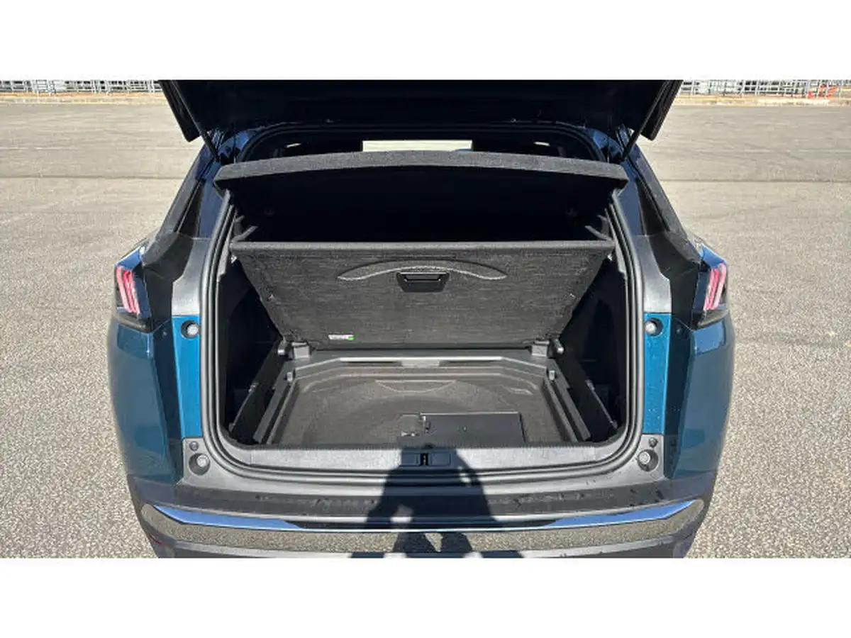 2024-peugeot-3008-suv-12-puretech-gt-130bhp-ss-eat8-big-37