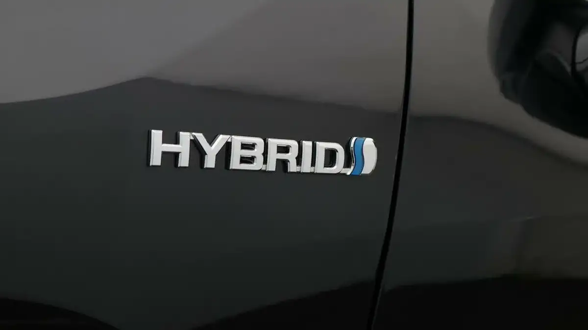 2022-toyota-rav4-25-vvt-i-black-edition-215bhp-big-20