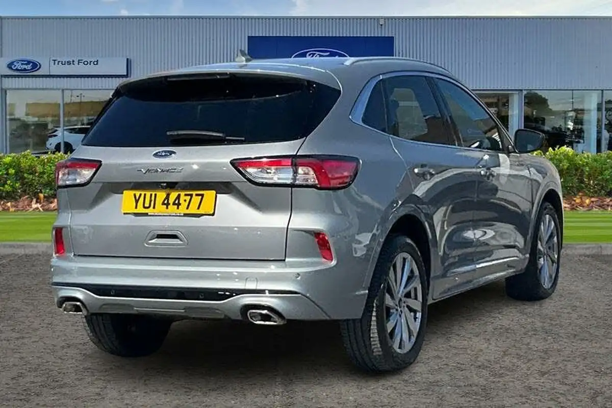 2022-ford-kuga-25t-vignale-190ps-fhev-big-3