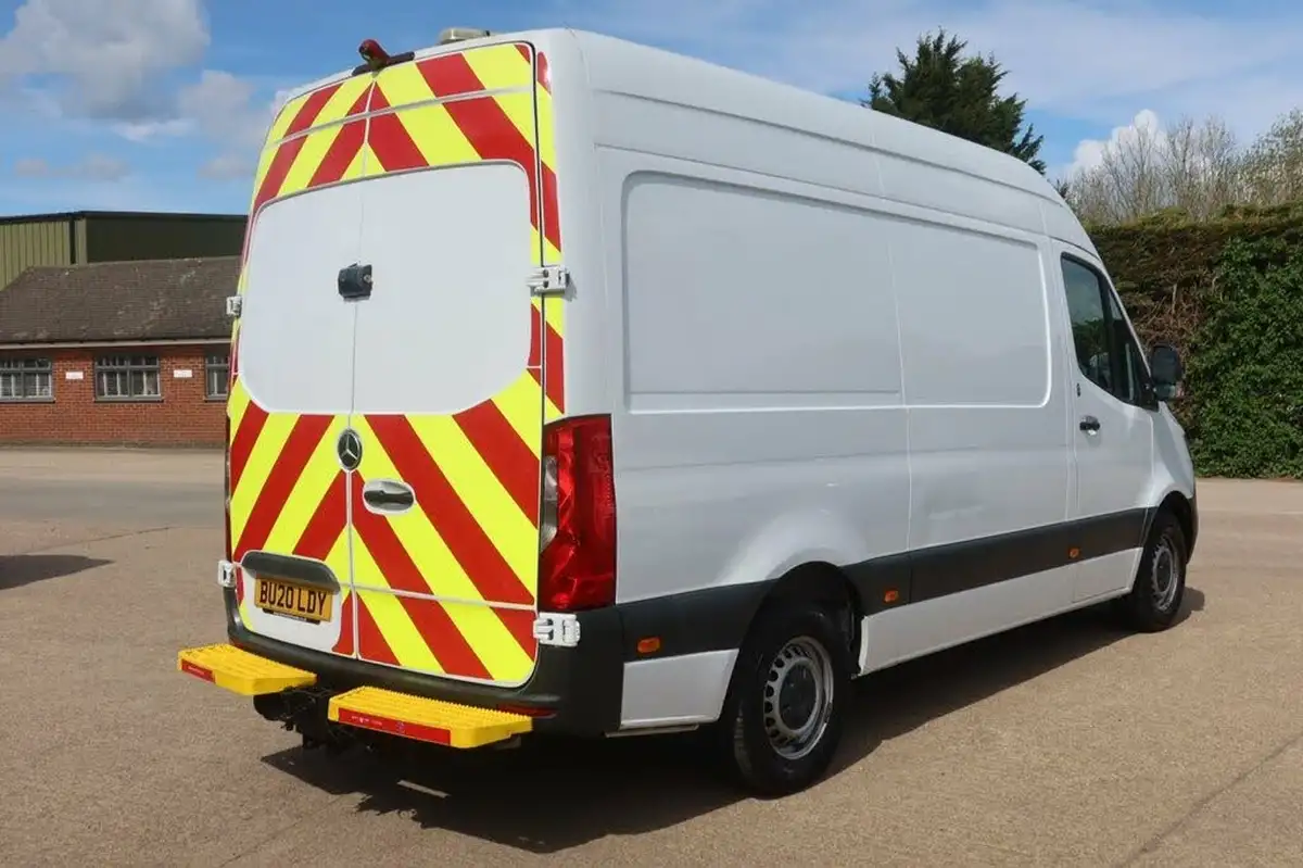 2019-mercedes-benz-sprinter-21cdi-316-l2h1-163pseu6b-panel-van-rwd-eco-gear-360-big-10