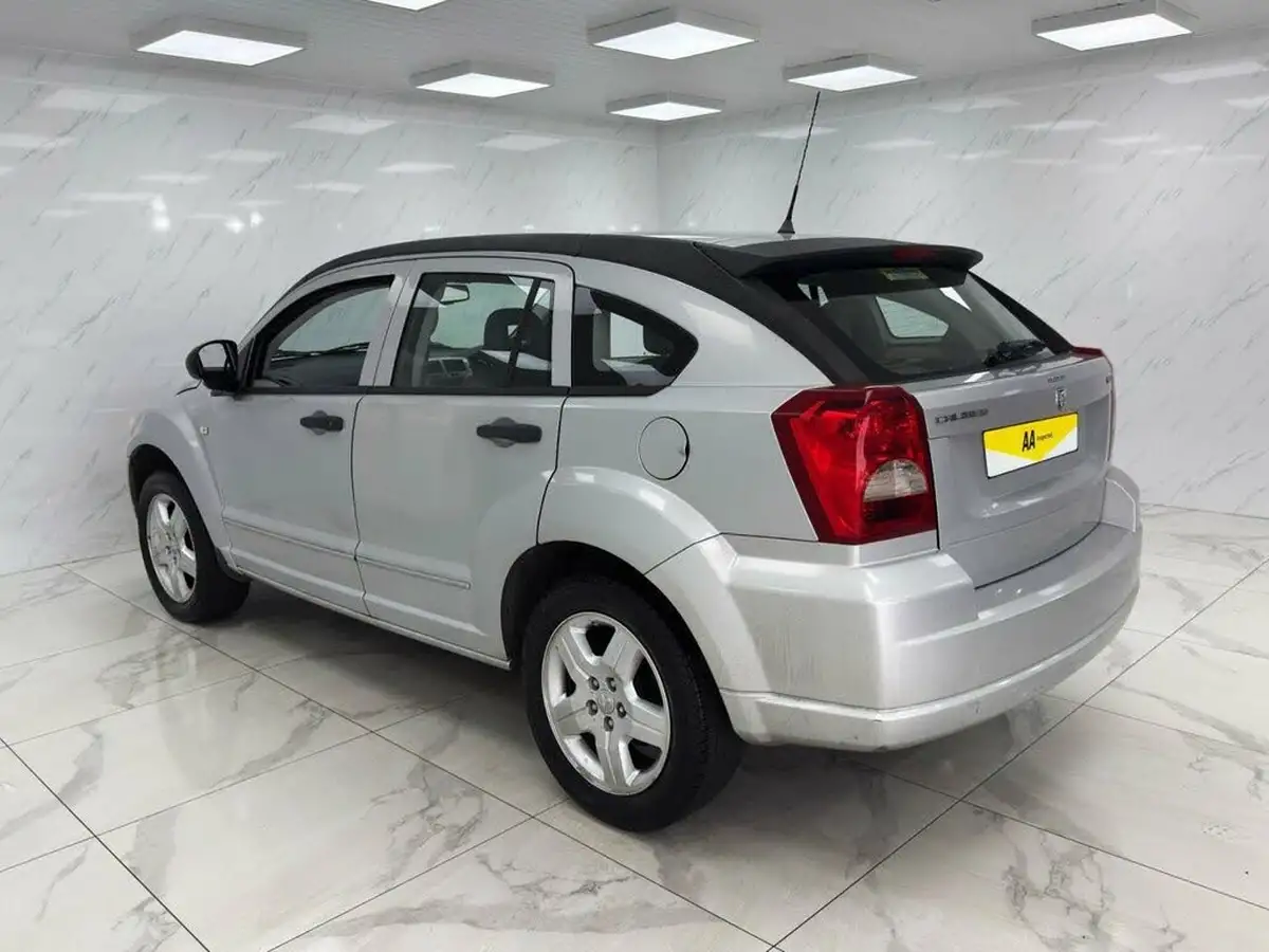 2006-dodge-caliber-18-sxt-big-5