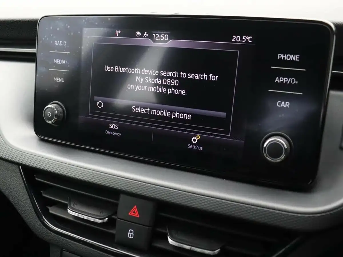 2020-skoda-kamiq-10-tsi-se-95ps-big-37