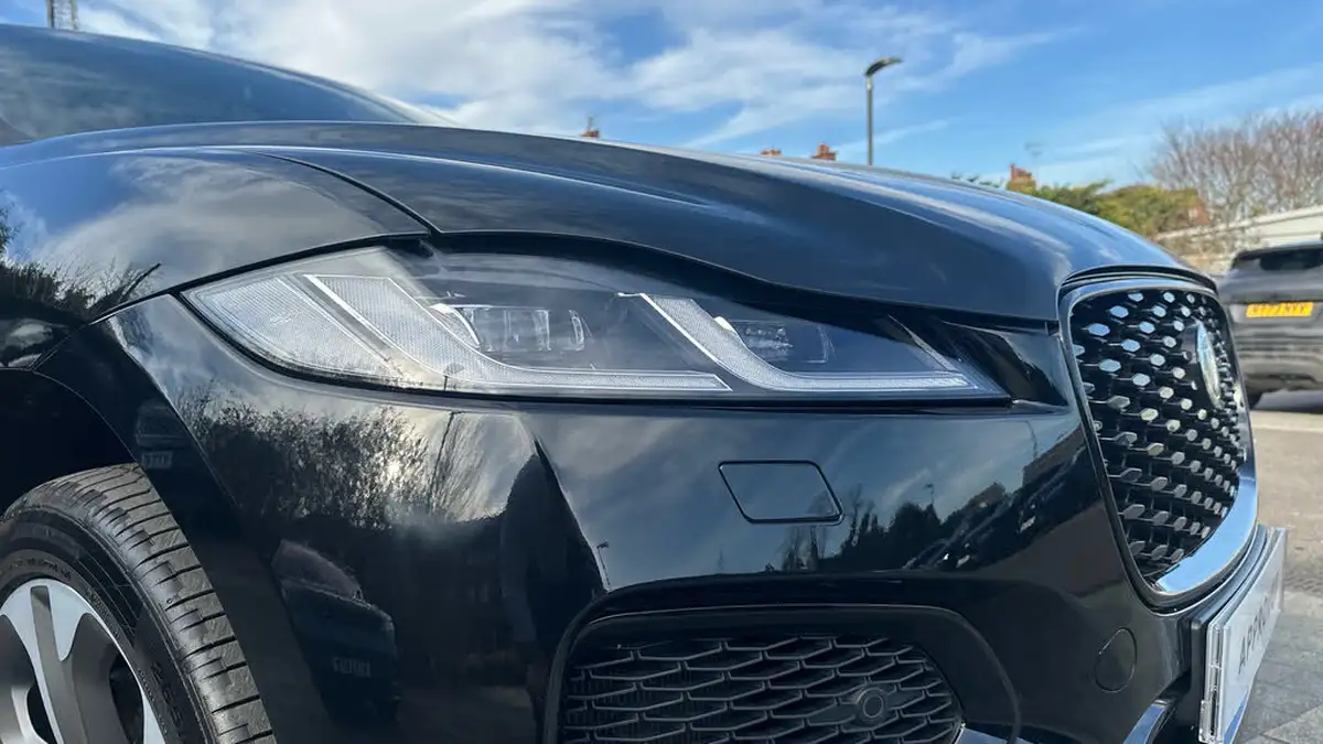 2023-jaguar-f-pace-20-p250-r-dynamic-hse-black-big-16