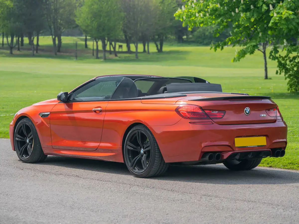 2015-bmw-6-series-44-m6-575bhp-convertible-2d-big-21