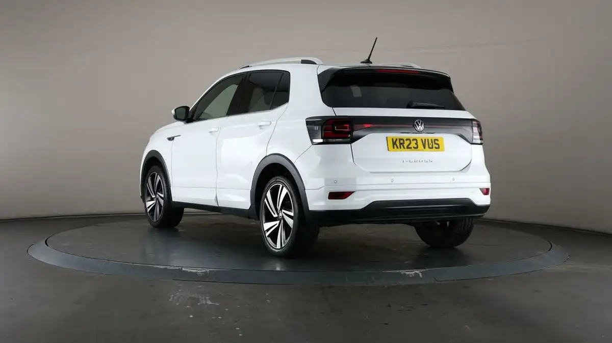2023-volkswagen-t-cross-10-tsi-r-line-big-61