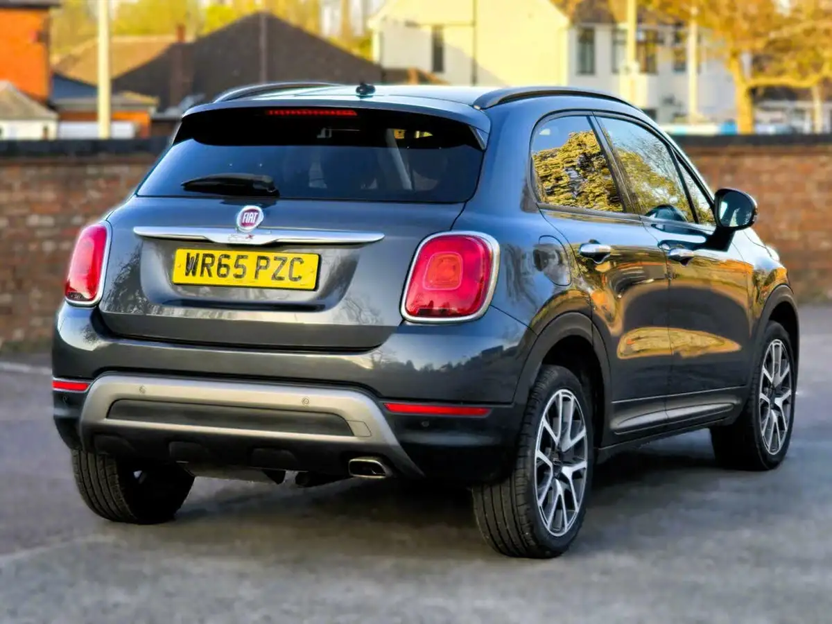 2015-fiat-500x-16multijet-ii-cross-plus-big-16
