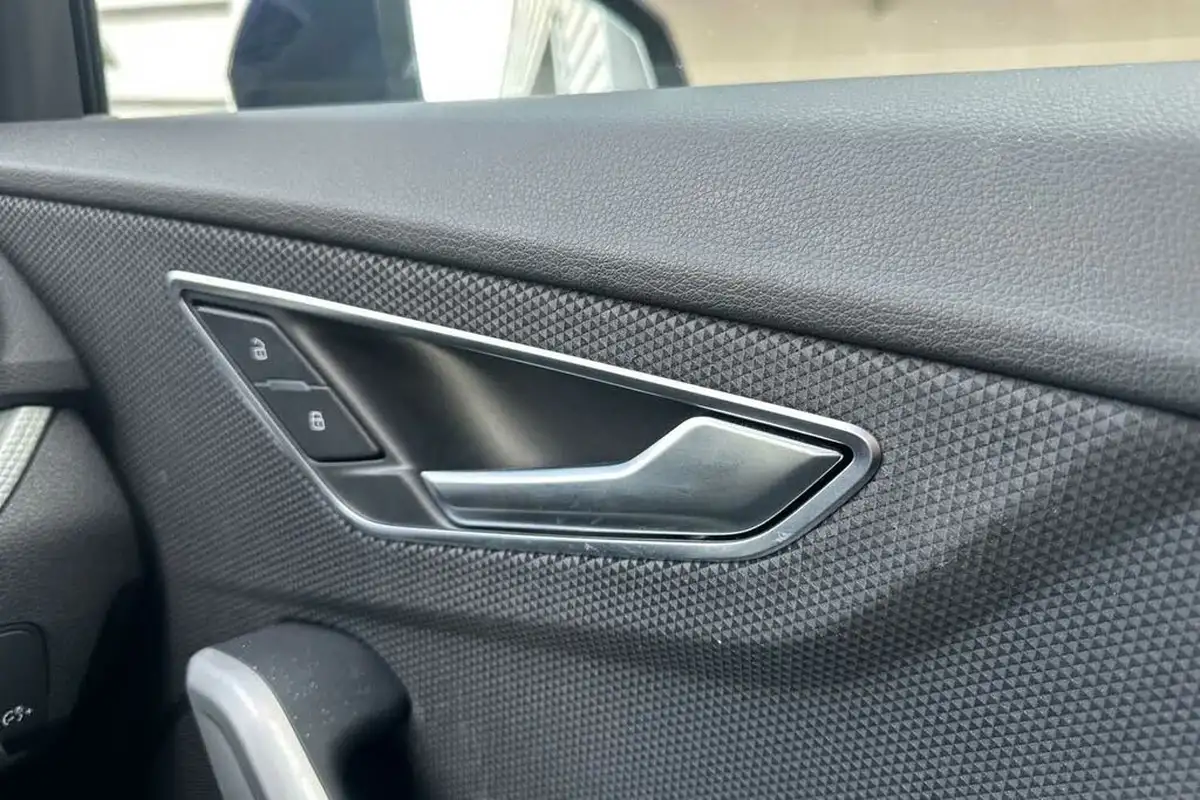 2024-audi-q2-15-35-tfsi-sport-s-tronic-big-27