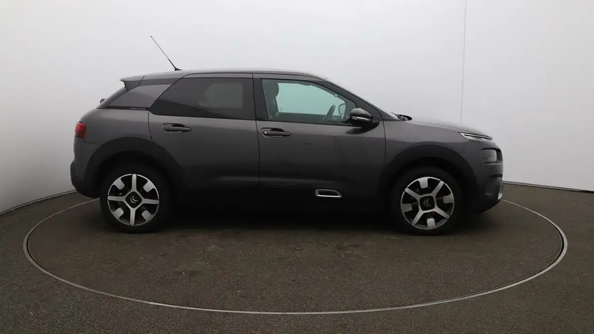 2020-citroen-c4-cactus-12-puretech-flair-130ps-eat6-big-39