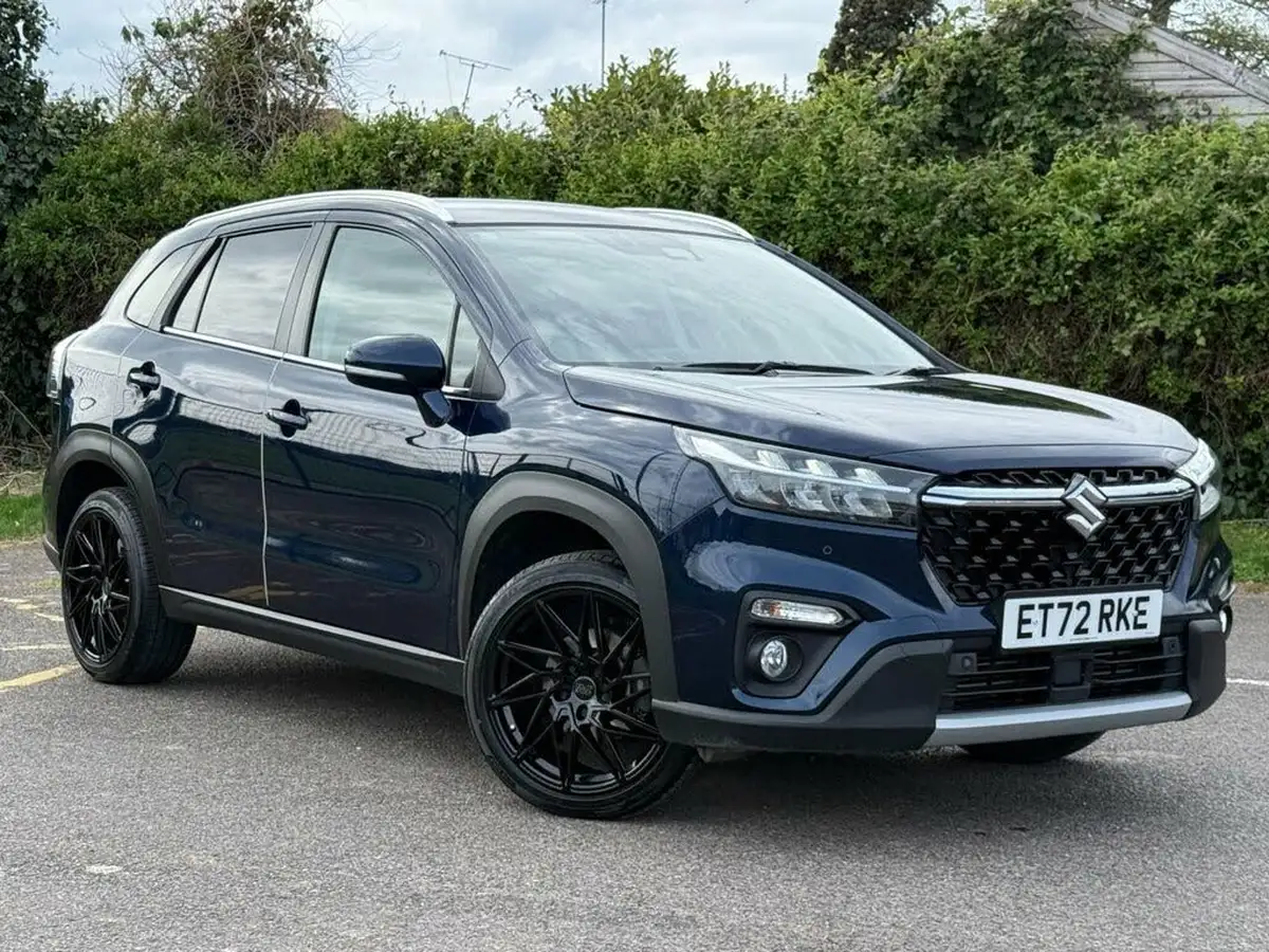 2022-suzuki-s-cross-14-boosterjet-motion-big-0