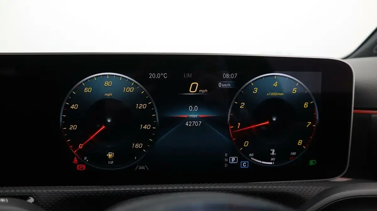 2019-mercedes-benz-a-class-13-a200-amg-line-premium-hatchback-5d-7g-dct-big-10