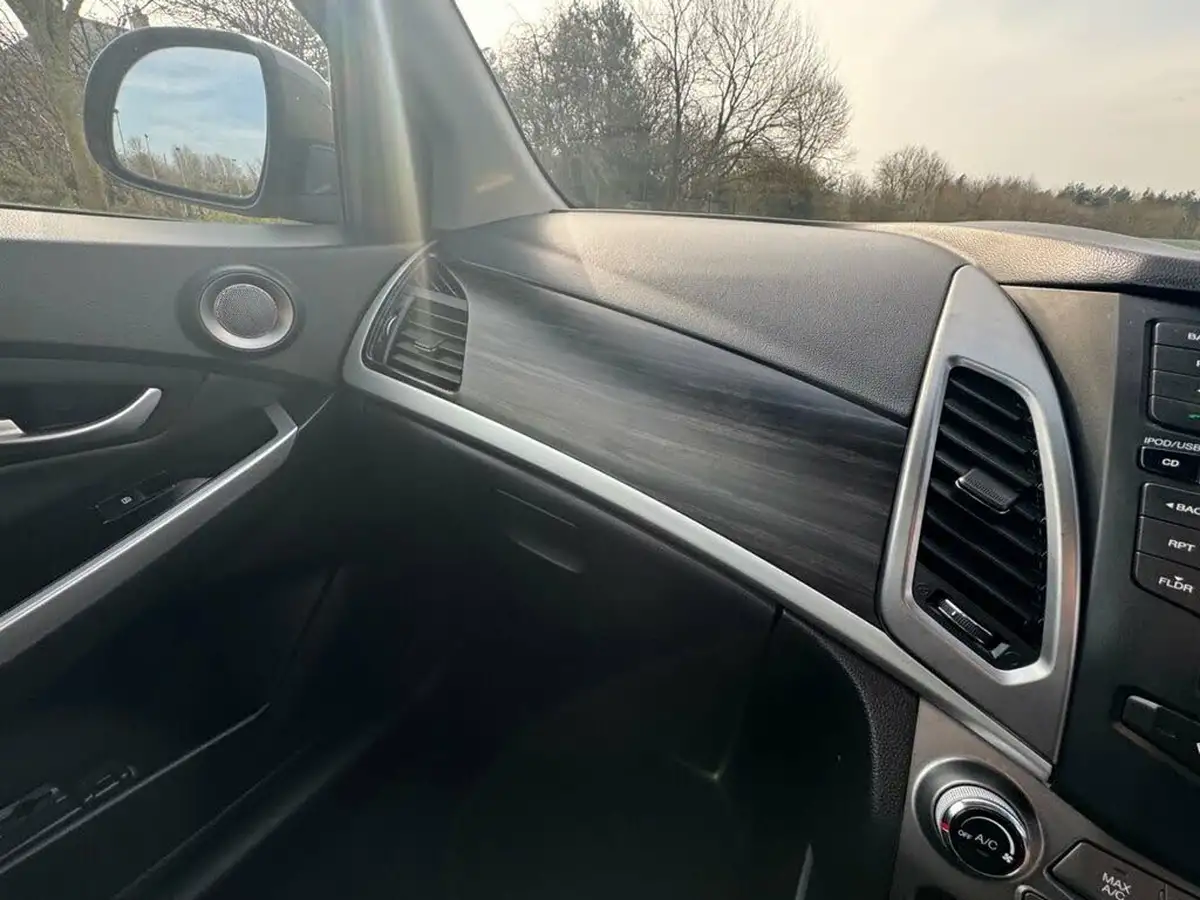 2015-kgm-ssangyong-korando-20td-se4-big-47
