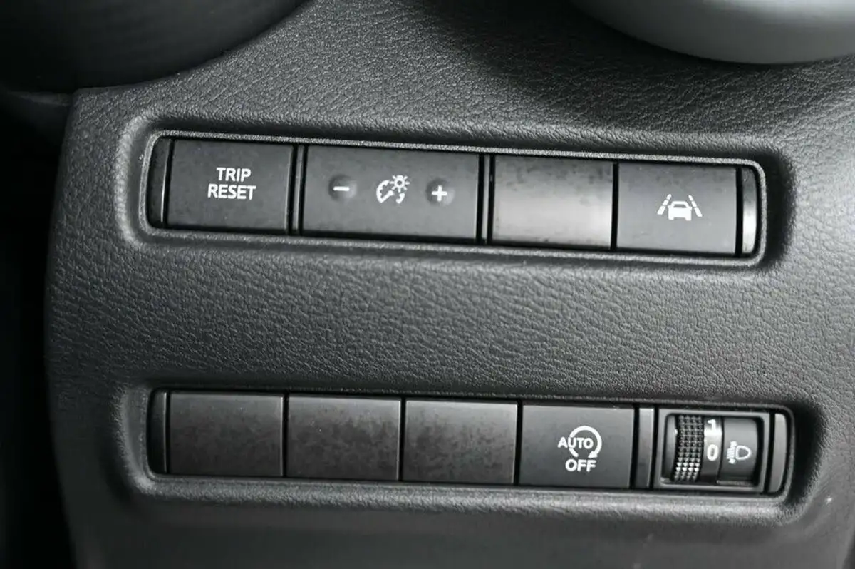 2021-nissan-juke-10-dig-t-n-connecta-big-25