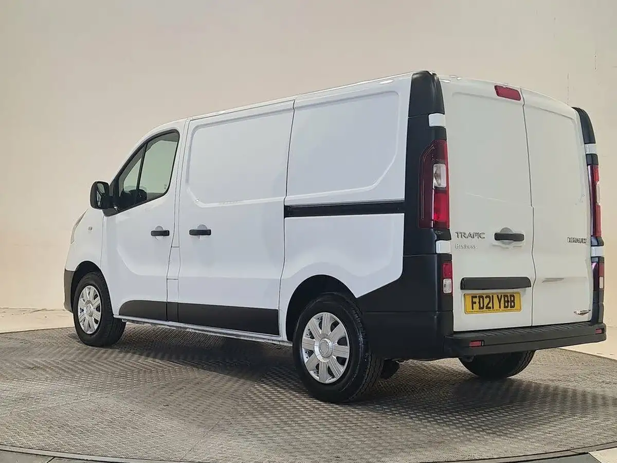 2021-renault-trafic-20dci-sl28-energy-120-business-big-2