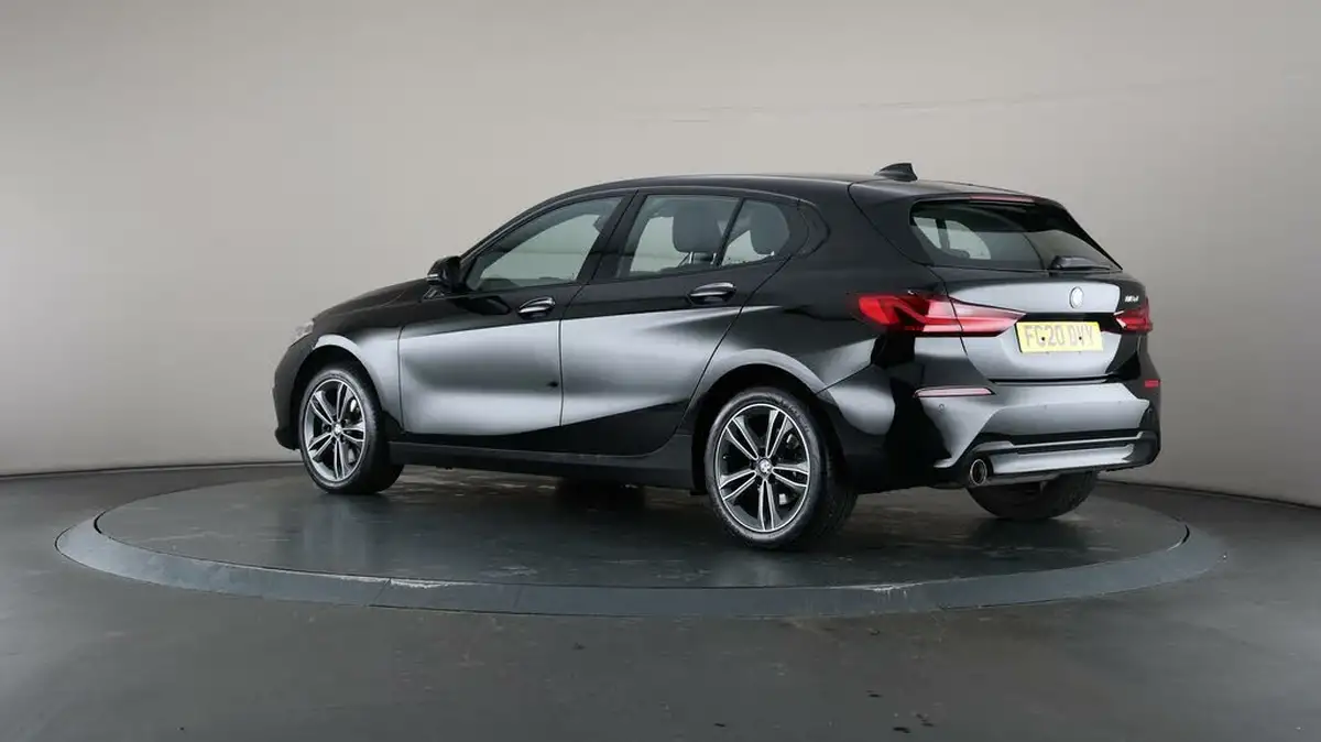 2020-bmw-1-series-15td-116d-sport-big-4