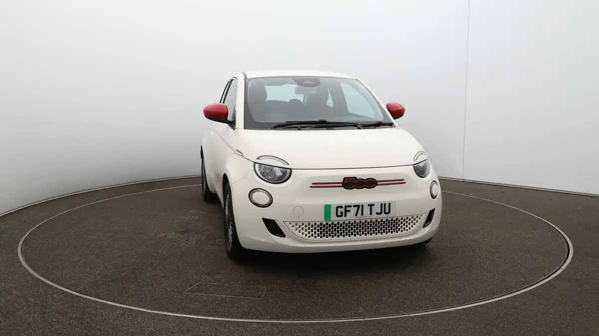 2021-fiat-500-e-red-117bhp-big-32