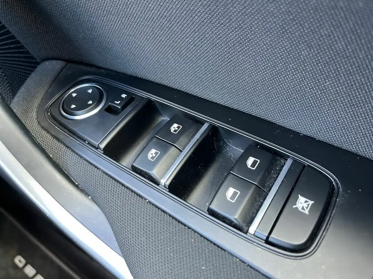 2022-kia-xceed-10-t-gdi-2-big-23