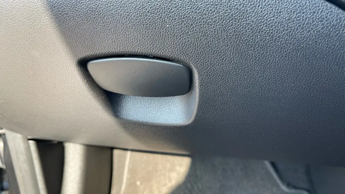 2016-renault-captur-09-dynamique-nav-big-33