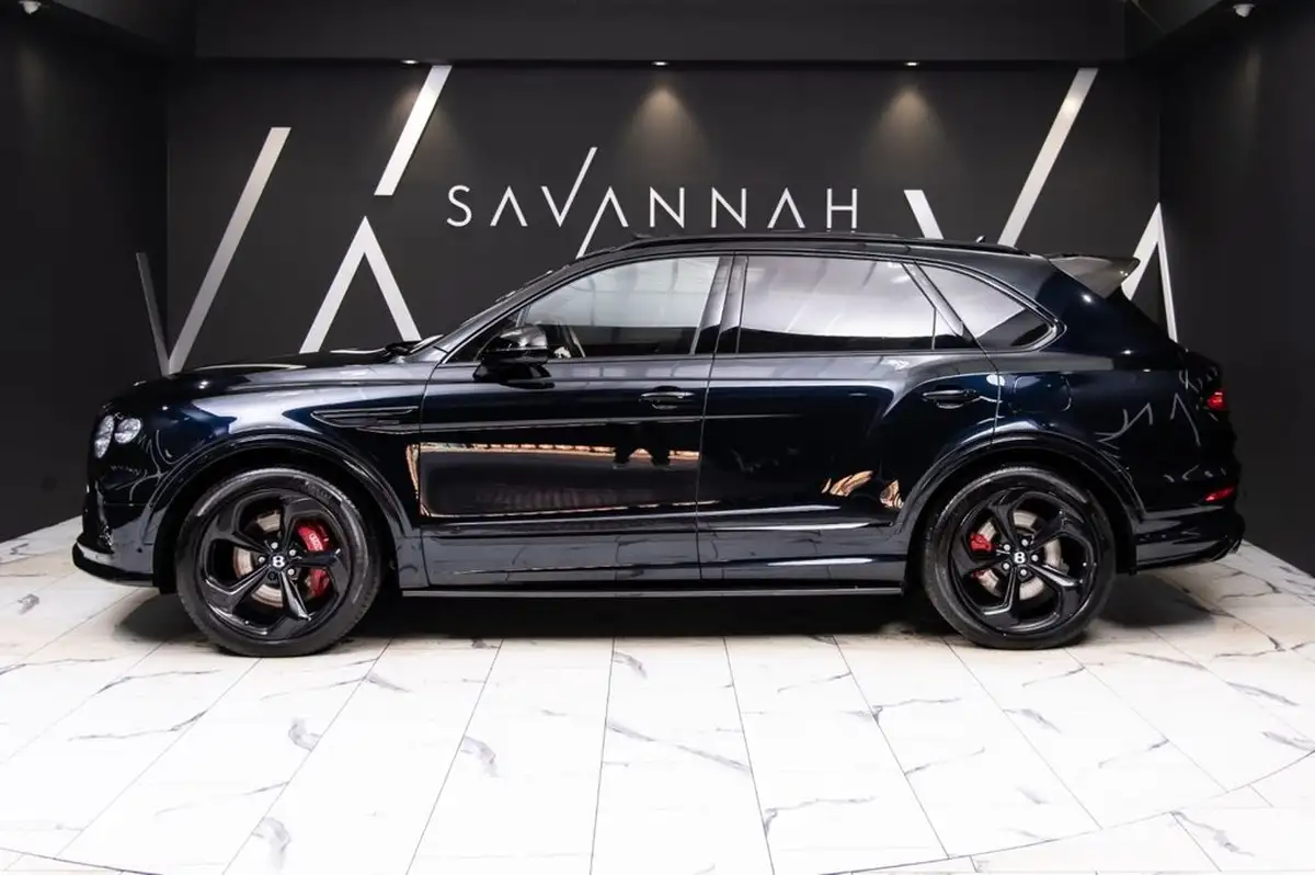 2023-bentley-bentayga-30-hybrid-big-32
