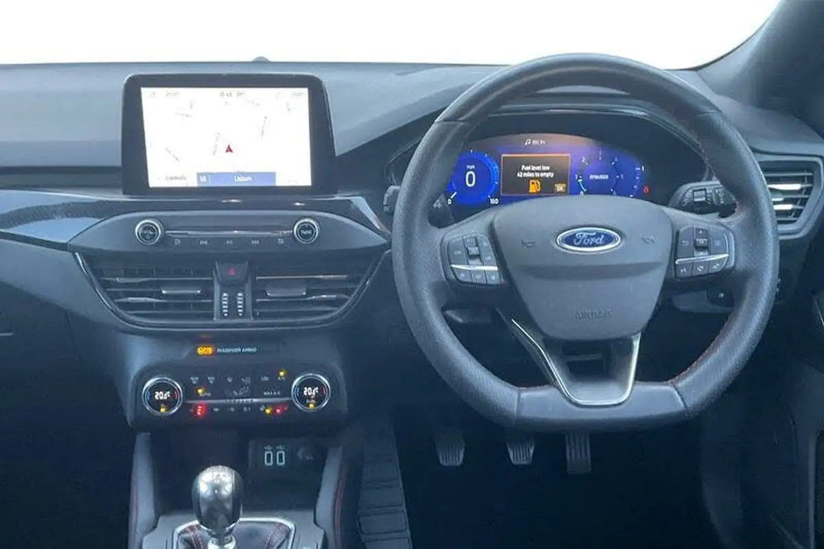 2022-ford-focus-big-10