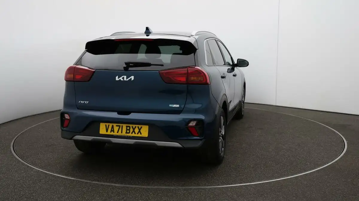 2022-kia-niro-16-gdi-2-139bhp-156kwh-big-48