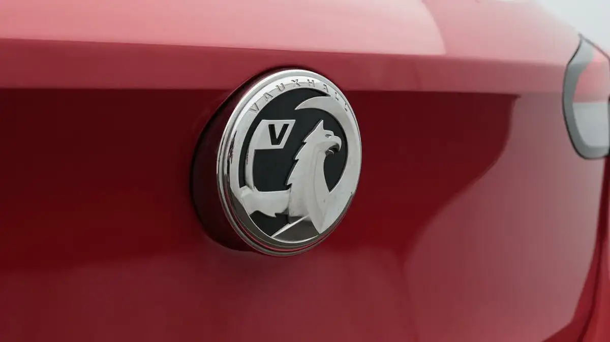 2020-vauxhall-corsa-12-turbo-se-nav-premium-big-22