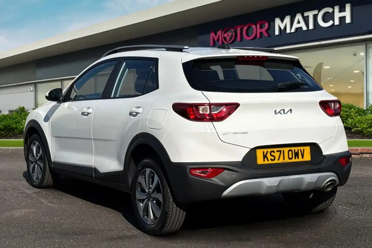 2022-kia-stonic-10-t-gdi-2-big-1