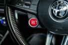 2017-alfa-romeo-giulia-29-biturbo-quadrifoglio-small-43