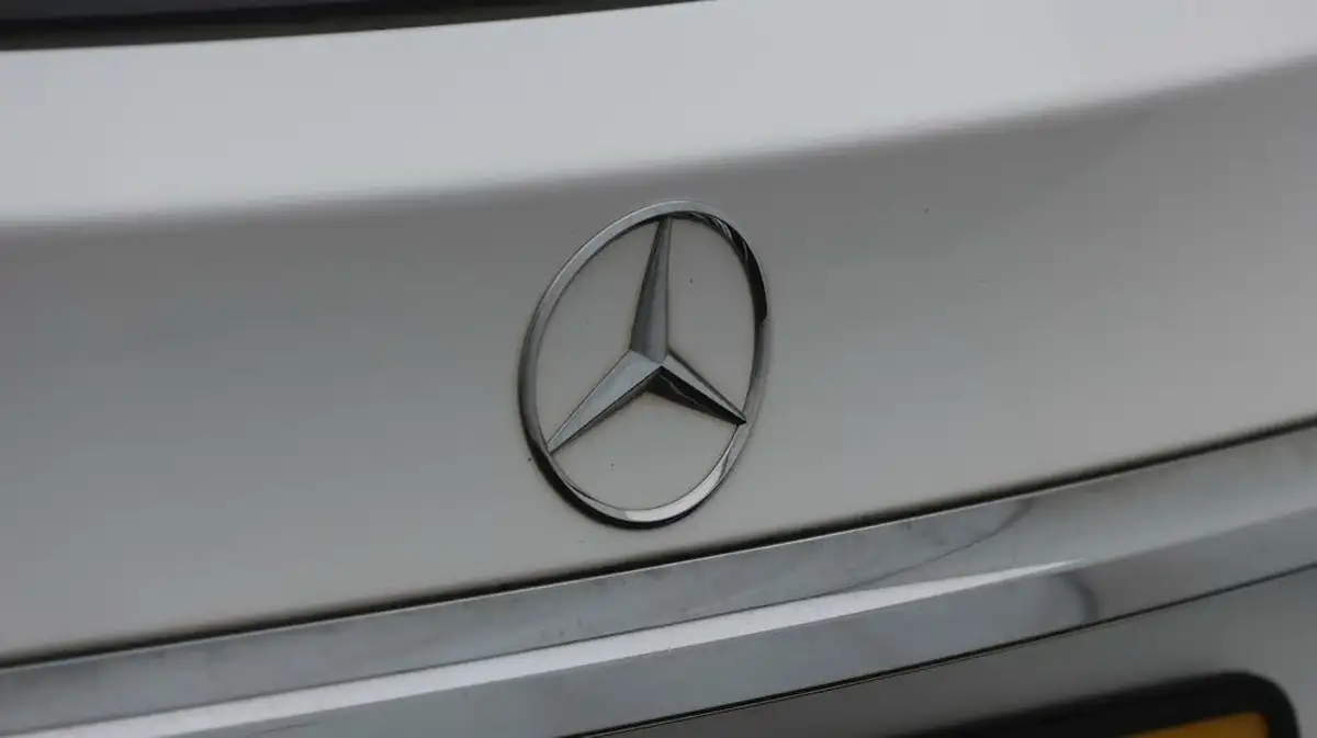 2019-mercedes-benz-gla-class-16-gla-180-urban-edition-ss-big-21