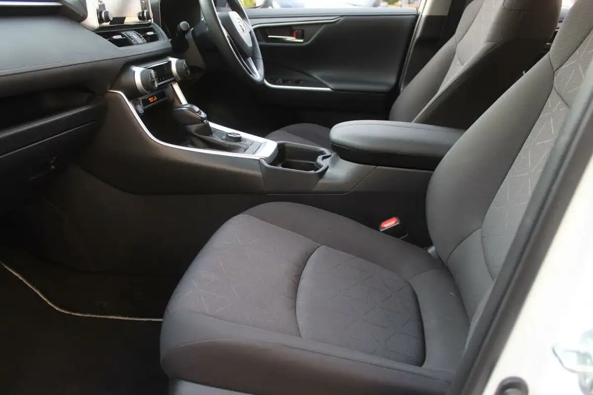 2021-toyota-rav4-25-vvt-i-design-219bhp-big-23
