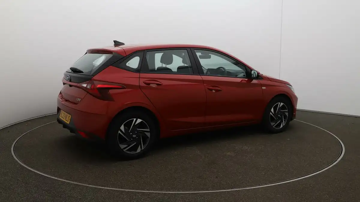 2023-hyundai-i20-10-t-gdi-se-connect-eclutch-imt-big-42