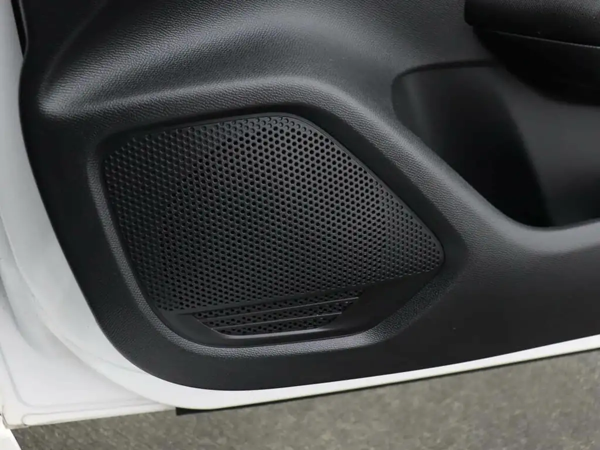 2022-peugeot-208-12-puretech-active-premium-75ps-big-21