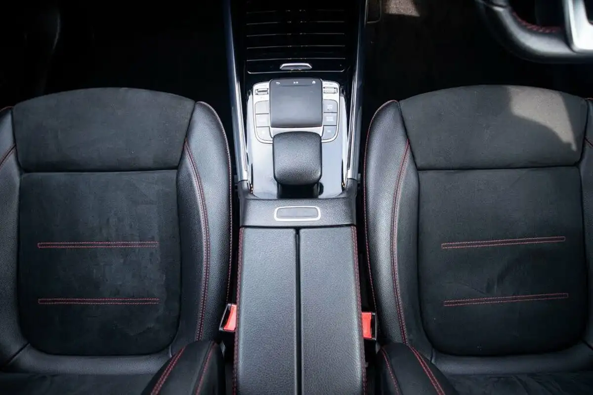 2020-mercedes-benz-b-class-13-b180-amg-line-7g-dct-big-20