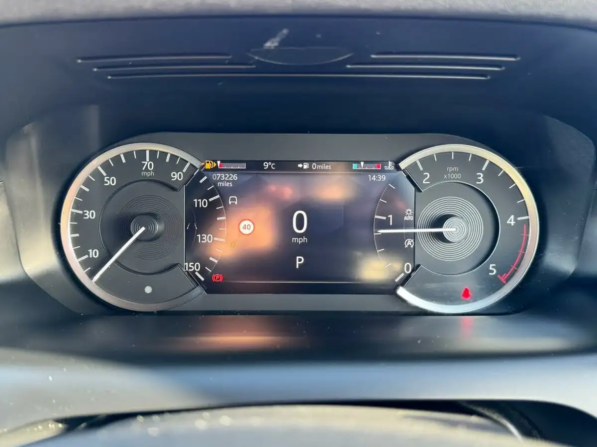 2021-land-rover-discovery-sport-20-d200-r-dynamic-s-plus-big-18