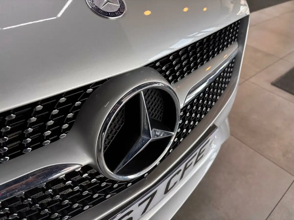 2017-mercedes-benz-a-class-21d-a200d-amg-line-ss-7g-dct-big-43