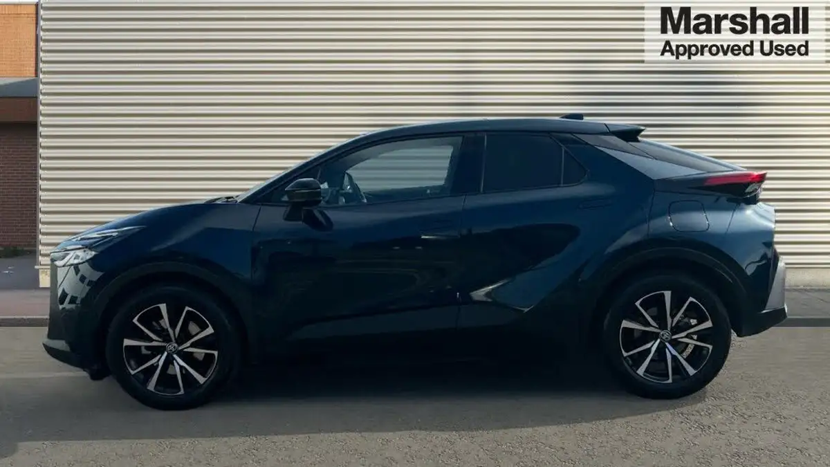 2024-toyota-c-hr-20-vvt-i-design-220bhp-plug-in-big-5